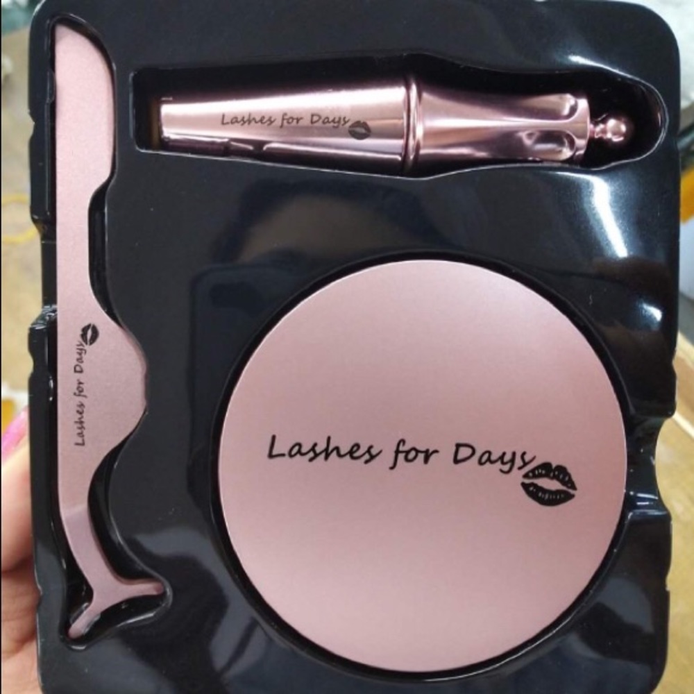 Lashes For Days magnetic lash kit brand new Bambi - Picture 2 of 9